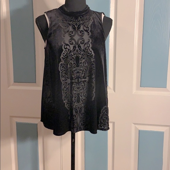 Gypsies & Moondust  Black Velvety Top (Small) - Picture 2 of 9